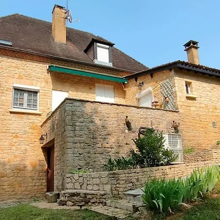 Domaine-paysage-piscine-sarlat Villa *
